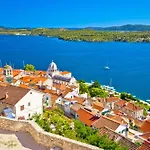 In - Sibenik Riviera 35152 公寓 *